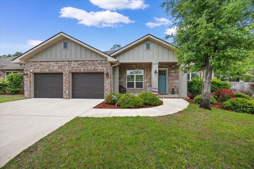 98 Star Drive, Fort Walton Beach, FL 32547