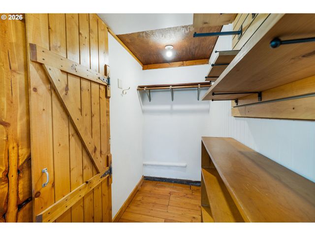 419 WILKIE St, Eugene, OR 97402