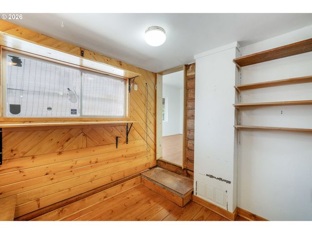 419 WILKIE St, Eugene, OR 97402