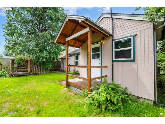 419 WILKIE St, Eugene, OR 97402