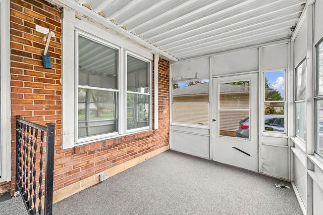 1736 Rebecca Street, Columbus, OH 43219