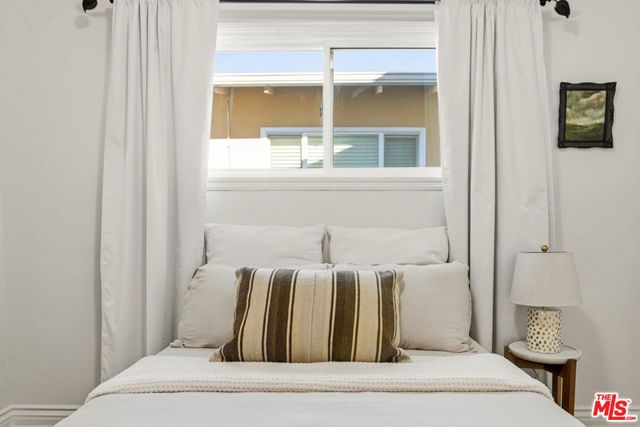 6818 Varna Avenue, Van Nuys, CA 91405