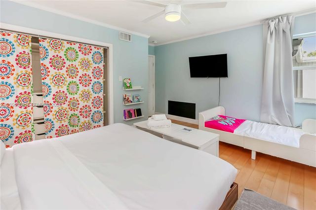 955 Van Buren Street, Hollywood, FL 33019