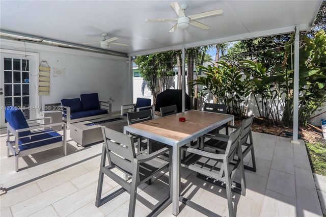 955 Van Buren Street, Hollywood, FL 33019
