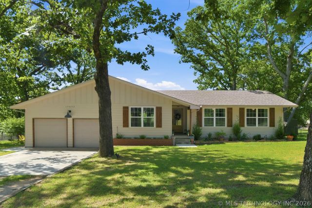 15852 E 450 Road, Claremore, OK 74017