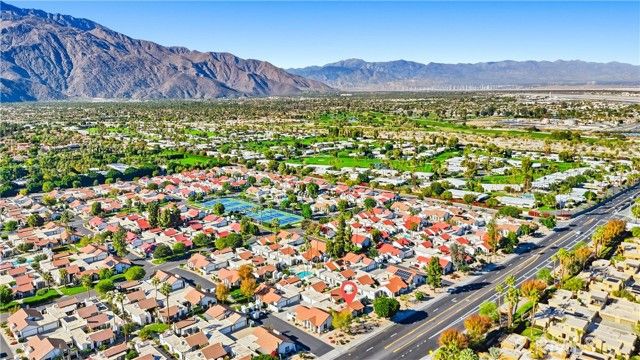 2367 S Gene Autry B, Palm Springs, CA 92264