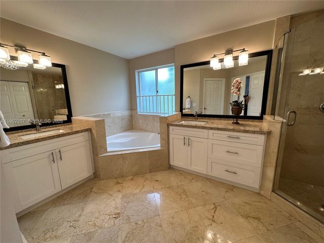 11344 NW 72nd Ln 0, Doral, FL 33178