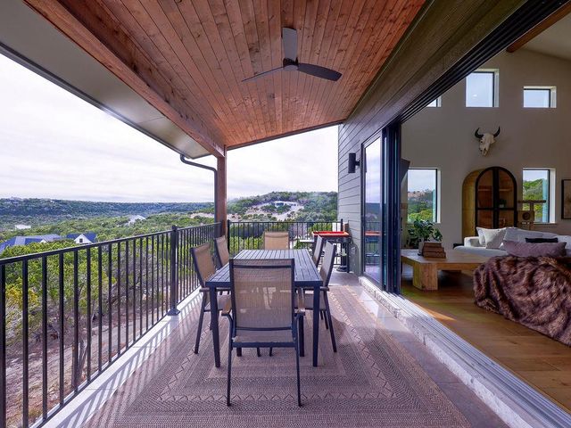 102 N Creek CT, Bertram, TX 78605