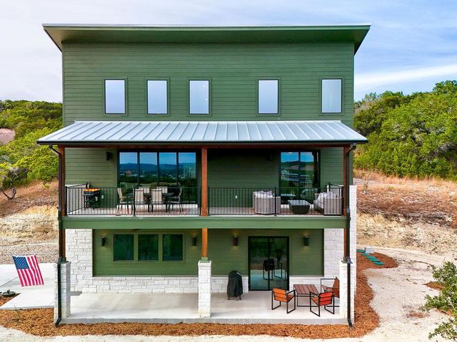 102 N Creek CT, Bertram, TX 78605