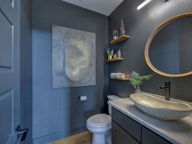 102 N Creek CT, Bertram, TX 78605