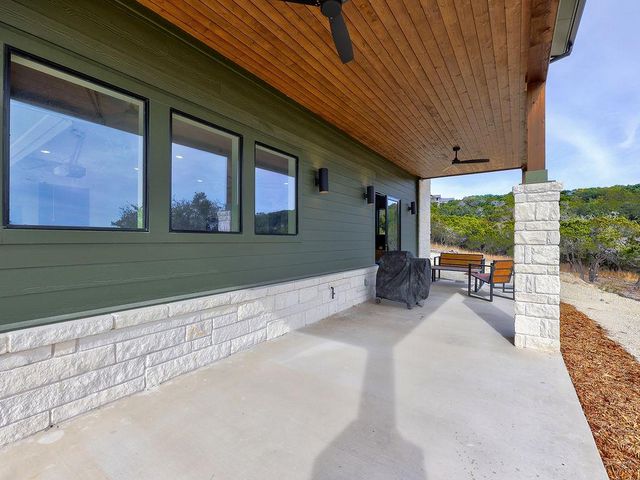 102 N Creek CT, Bertram, TX 78605