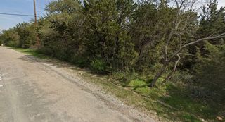 2803 Pinoak Street, Granbury, TX 76048
