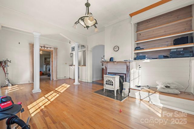 335 Eastview Street, Morganton, NC 28655