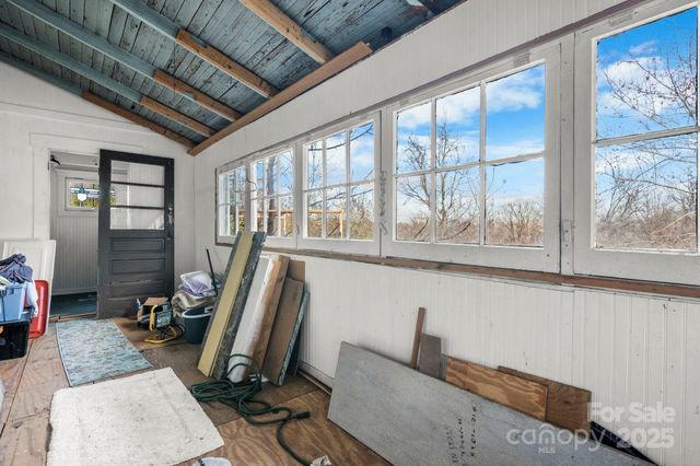 335 Eastview Street, Morganton, NC 28655