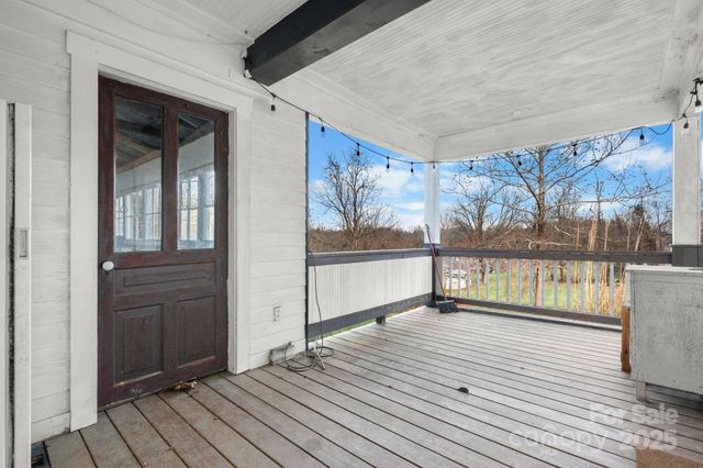 335 Eastview Street, Morganton, NC 28655