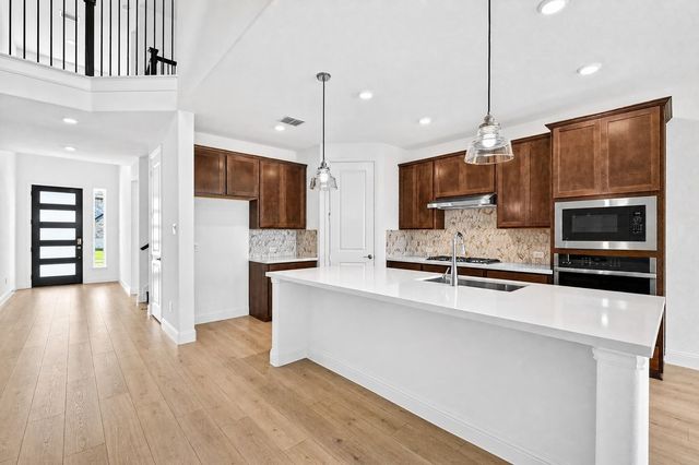 546 Wisteria Street, Oak Point, TX 75068