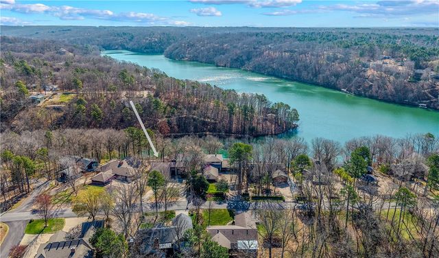 29 Newquay Lane, Bella Vista, AR 72714