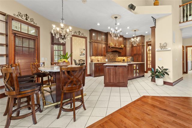 6238 COBBLESTONE Drive, Erie, PA 16509