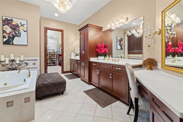 6238 COBBLESTONE Drive, Erie, PA 16509