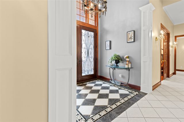 6238 COBBLESTONE Drive, Erie, PA 16509