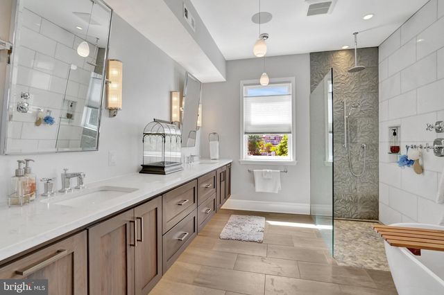714 WYTHE ST, Alexandria, VA 22314