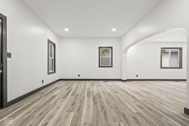 2922 N Delaware Street, Indianapolis, IN 46205