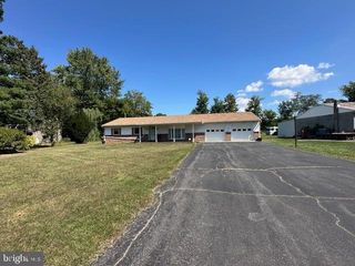 1921 HARTZOK ROAD, Chambersburg, PA 17202