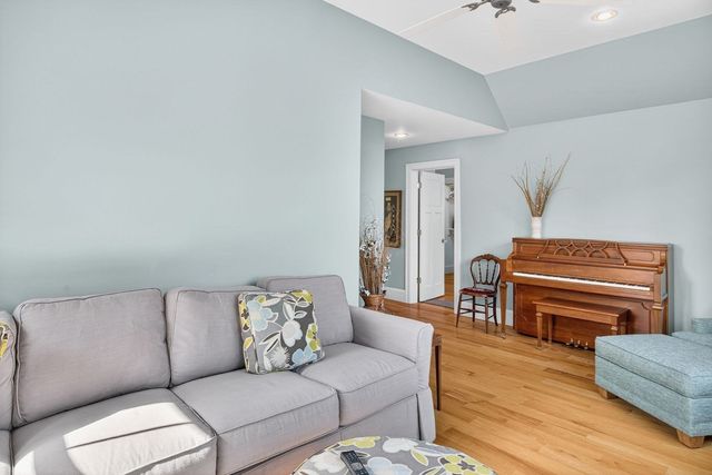 25 Painted Cottage, Plymouth, MA 02360