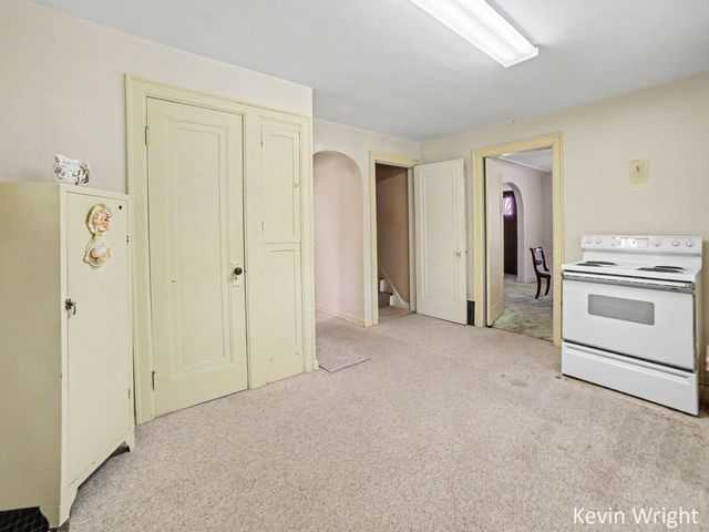 14337 State Road, Nunica, MI 49448