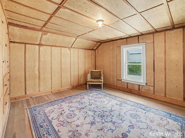 14337 State Road, Nunica, MI 49448