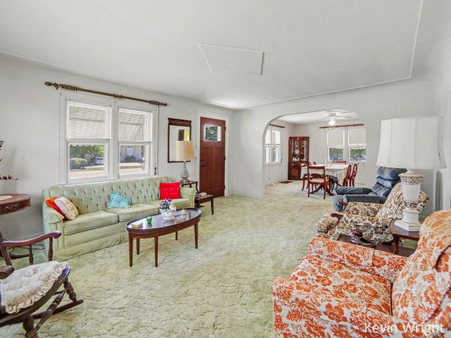 14337 State Road, Nunica, MI 49448