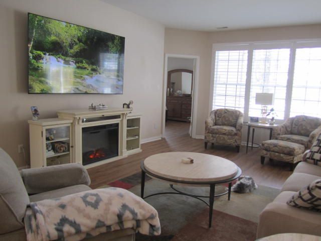 818 Pentwater Lane, Schererville, IN 46375