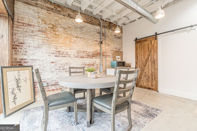585 CENTRAL, Hapeville, GA 30354