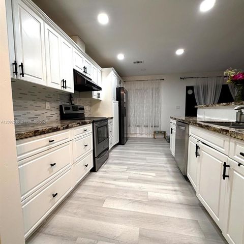 4678 NW 30th Street, Coconut Creek, FL 33063