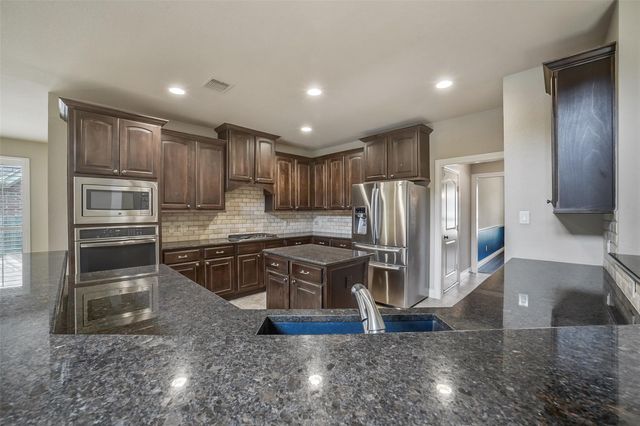 6413 Delta Crossing Court, Rosenberg, TX 77471