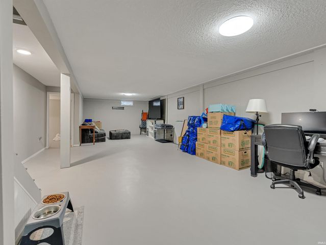 2123 Edgerton Street, Huntertown, IN 46748