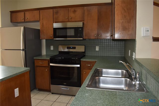 2215 Dry Creek Dr 516, Round Rock, TX 78681