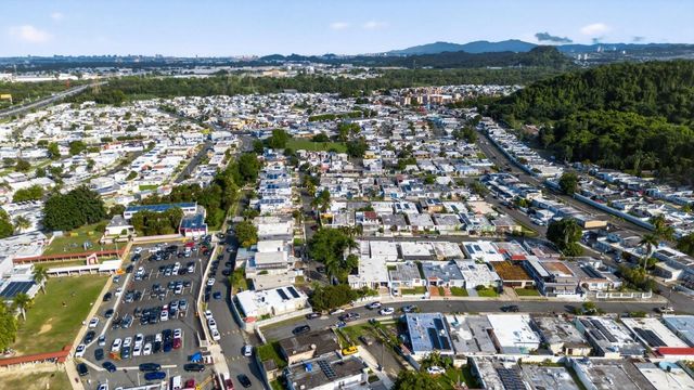 13 ST. RIVERVIEW P-7, Bayamon, PR 00961