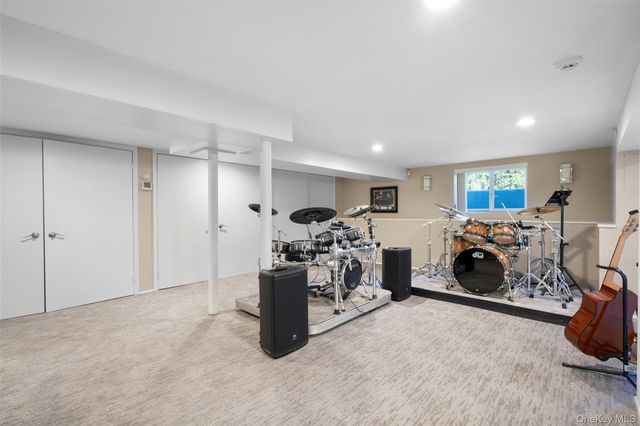 720 Claflin Avenue, Mamaroneck, NY 10543