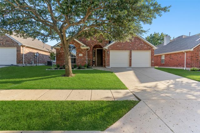 6106 Lakecrest Drive, Sachse, TX 75048