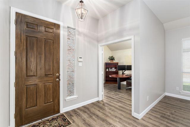 6106 Lakecrest Drive, Sachse, TX 75048