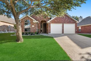6106 Lakecrest Drive, Sachse, TX 75048