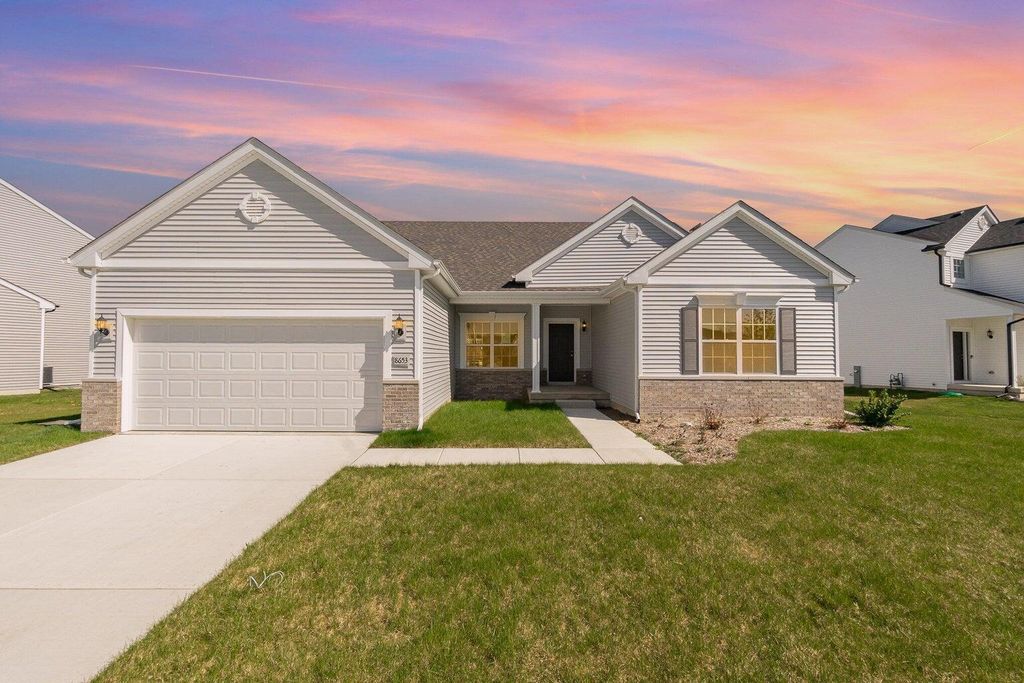 2755 E 105th Avenue, Crown Point, IN 46307