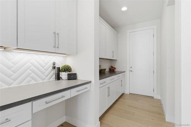 9625 Viewside Drive, Lone Tree, CO 80124