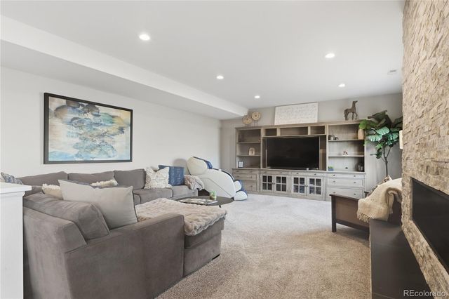 9625 Viewside Drive, Lone Tree, CO 80124