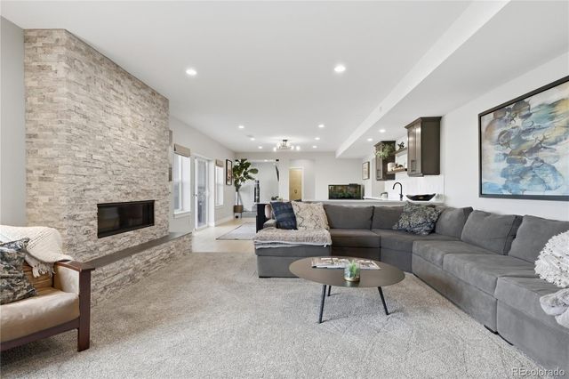 9625 Viewside Drive, Lone Tree, CO 80124