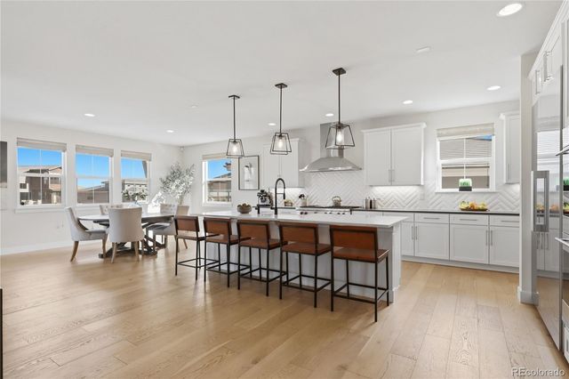 9625 Viewside Drive, Lone Tree, CO 80124