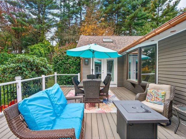 13 Old Colony Rd, Foxboro, MA 02035