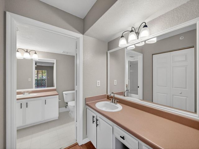 121 SW Palm Drive 107, Port St Lucie, FL 34986