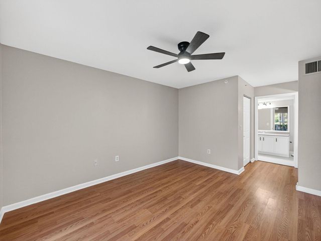 121 SW Palm Drive 107, Port St Lucie, FL 34986